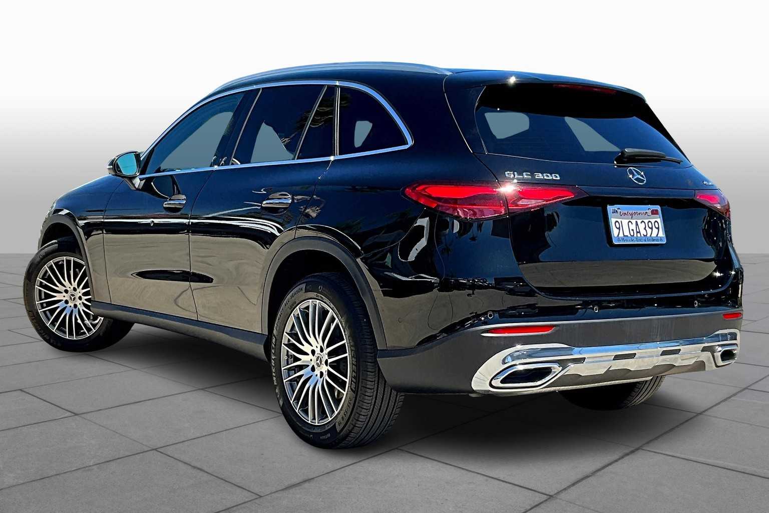 2024 Mercedes Benz GLC 300 4MATIC photo 11