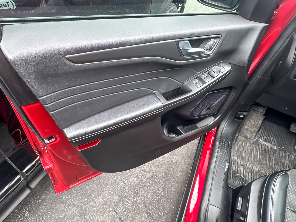 2023 FORD ESCAPE - Image 24