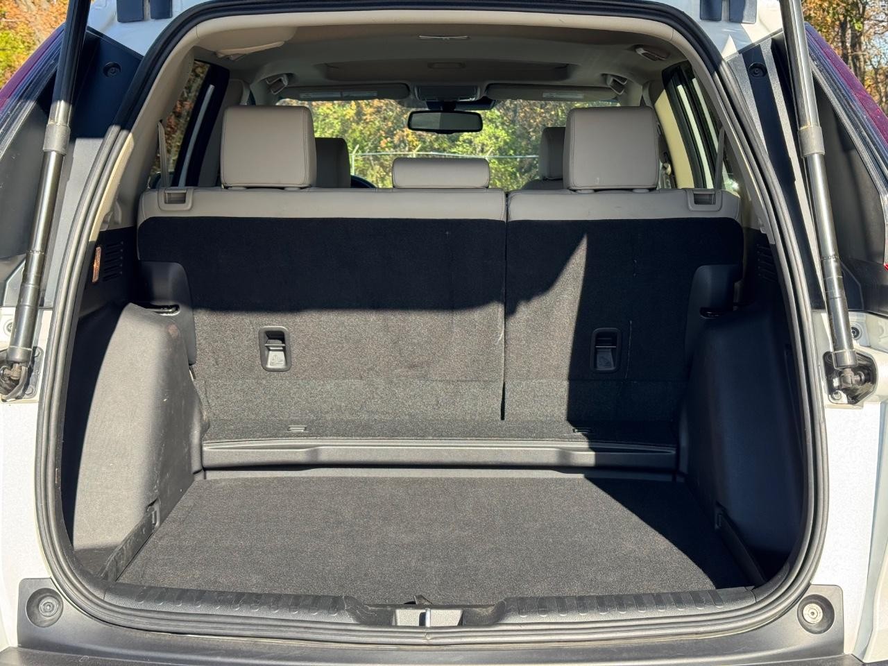 2021 Honda CR-V Touring photo 4