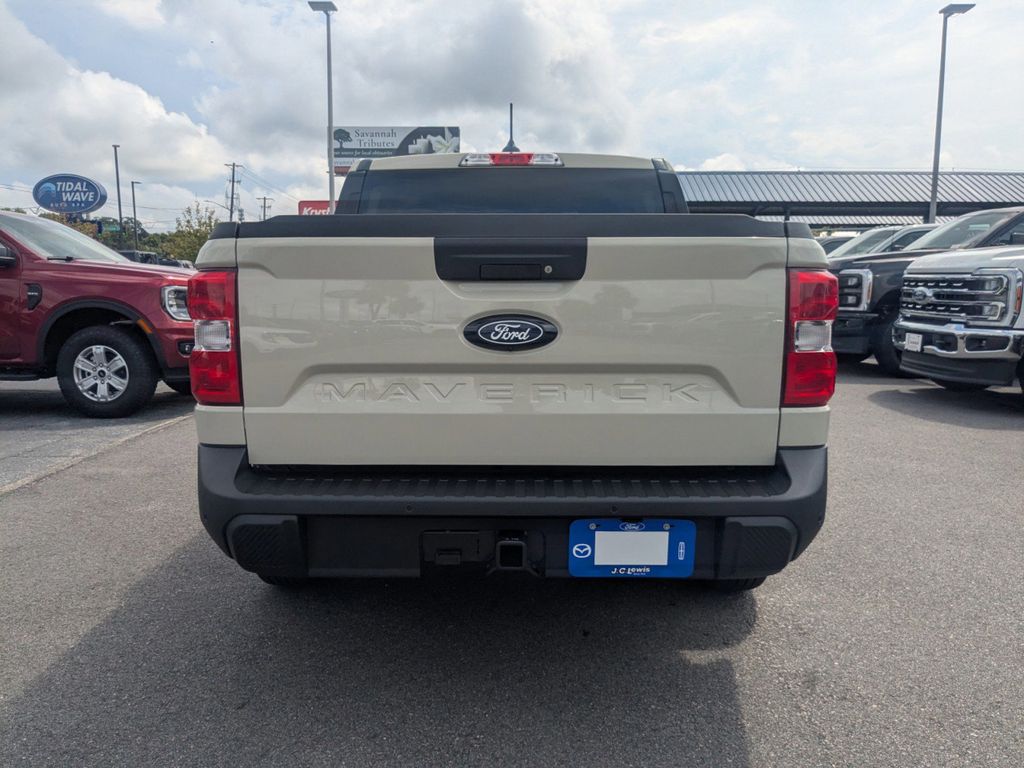 2025 Ford Maverick XL photo 3