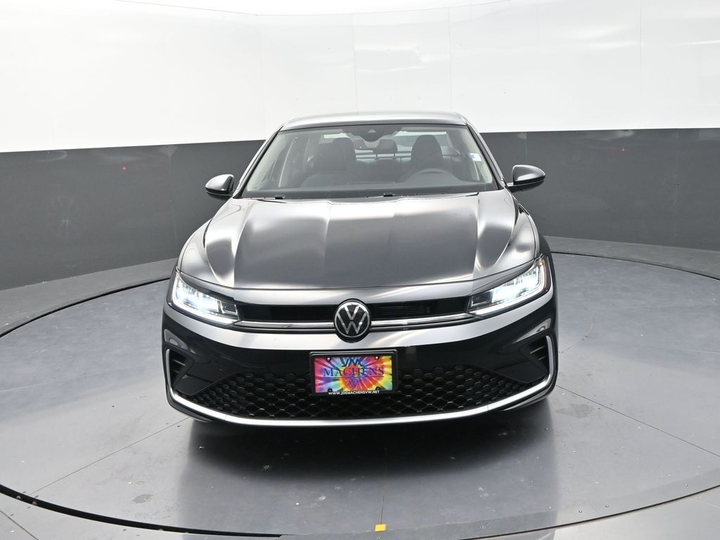 2025 Volkswagen Jetta 1.5T SE photo 2