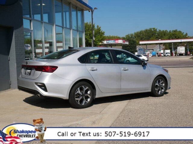 2021 Kia Forte LXS photo 2