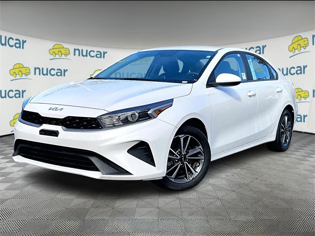 2023 Kia Forte LXS photo 12