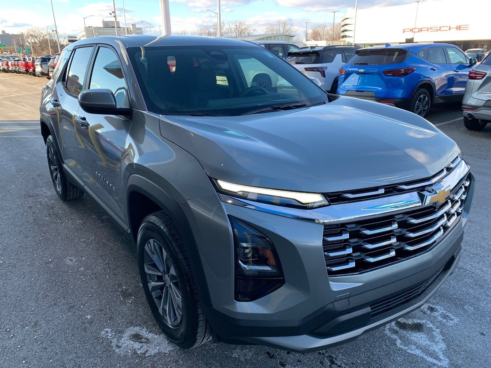2026 Chevrolet Equinox LT photo 4