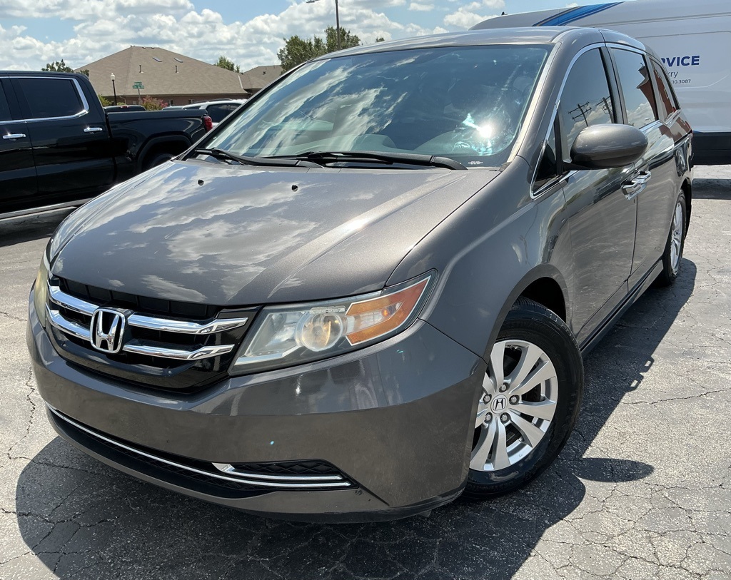 2014 Honda Odyssey EX photo 2
