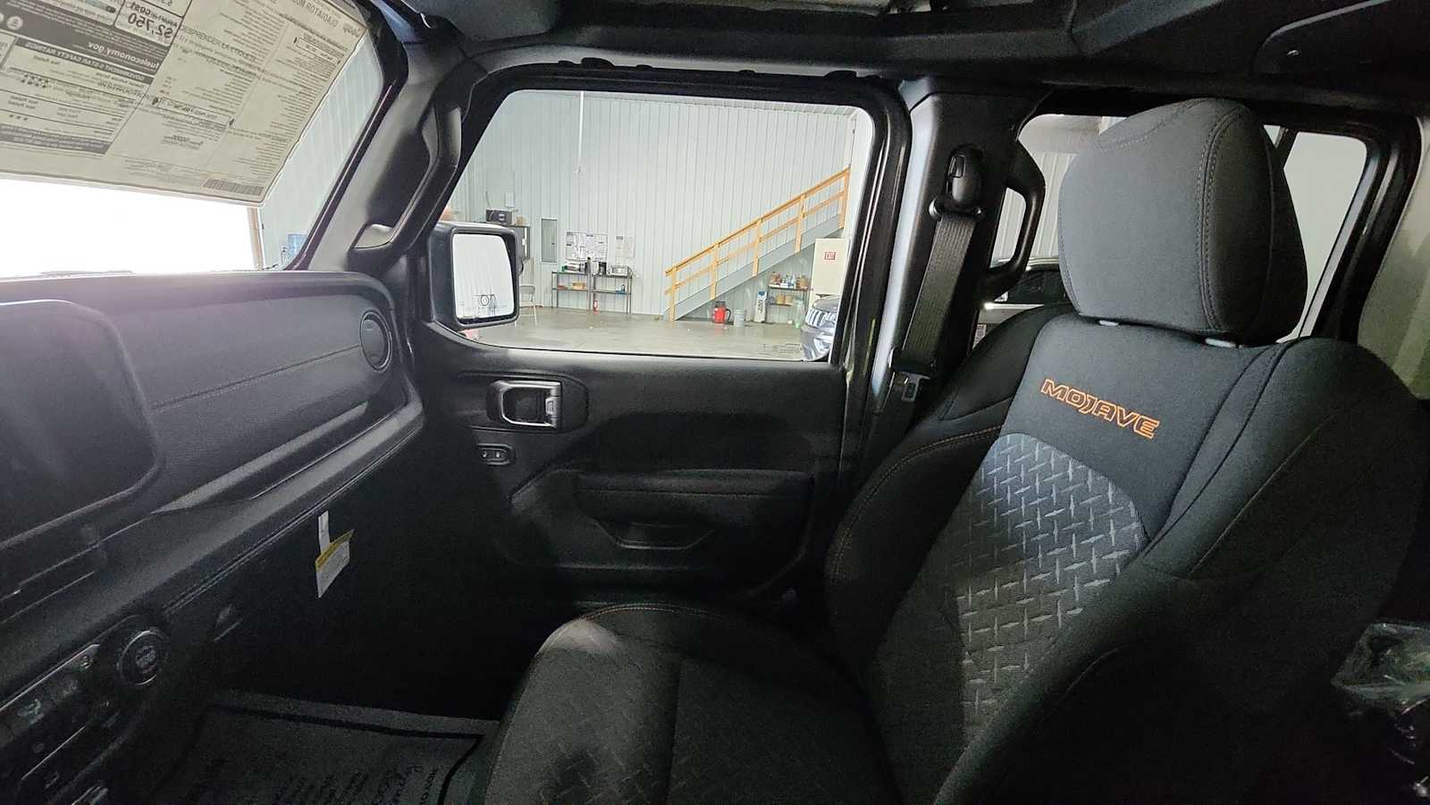 2025 Jeep Gladiator Mojave photo 11