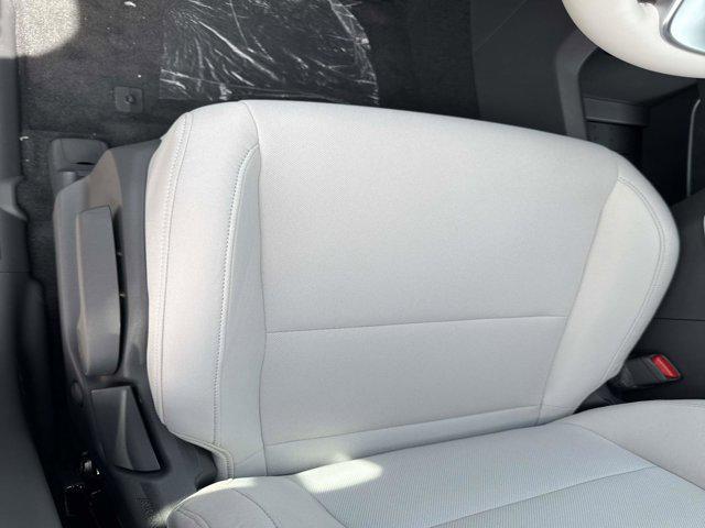 2026 Hyundai Santa Fe SE photo 9