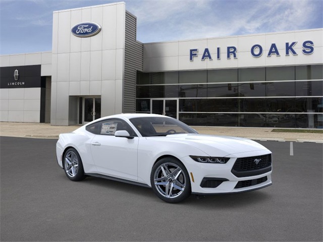 2025 Ford Mustang EcoBoost photo 5