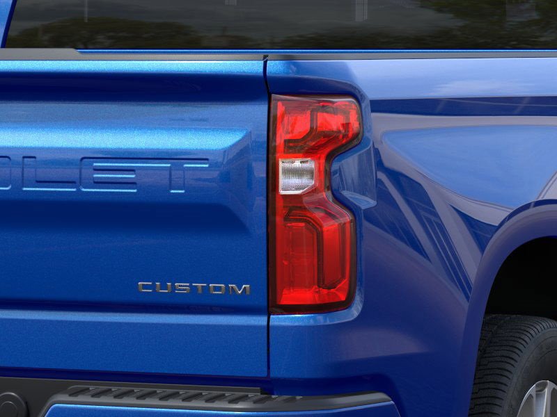 2025 Chevrolet Silverado Custom photo 11