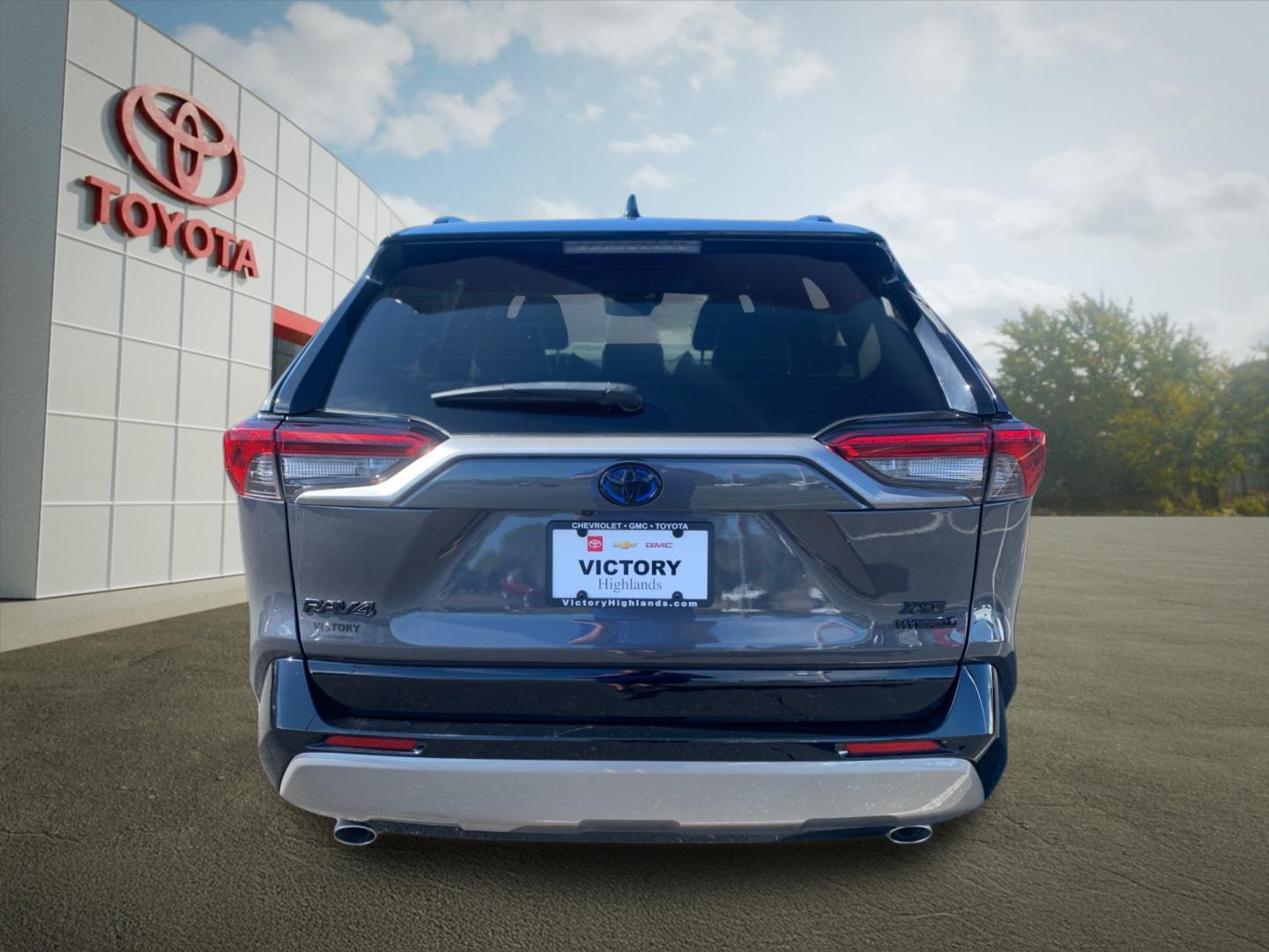 2023 Toyota RAV4 Hybrid XSE photo 3