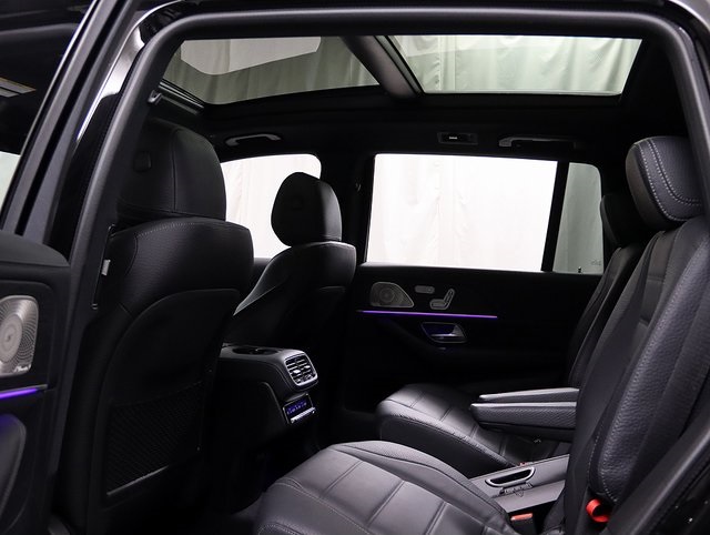 2025 Mercedes Benz GLS 450 4MATIC photo 14