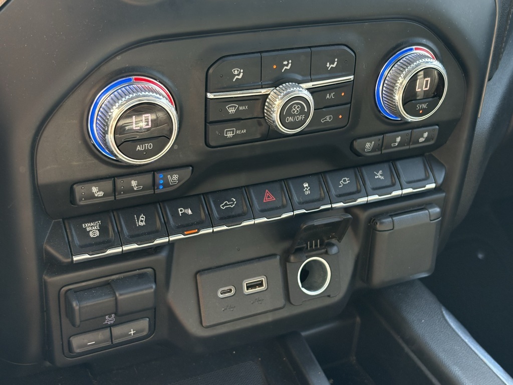 2021 Gmc Sierra Denali photo 11