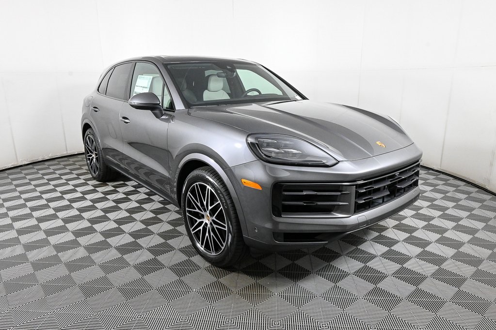 2025 Porsche Cayenne photo 27