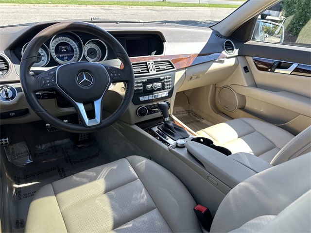 2013 Mercedes Benz C 300 4MATIC photo 2