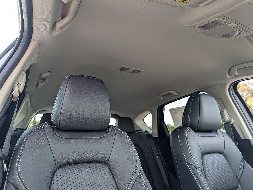 2025 Mazda CX-5 2.5 S Preferred photo 14