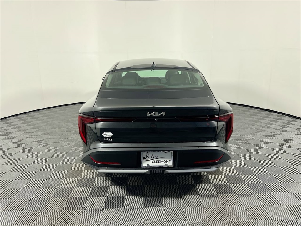 2025 Kia K4 LXS photo 4