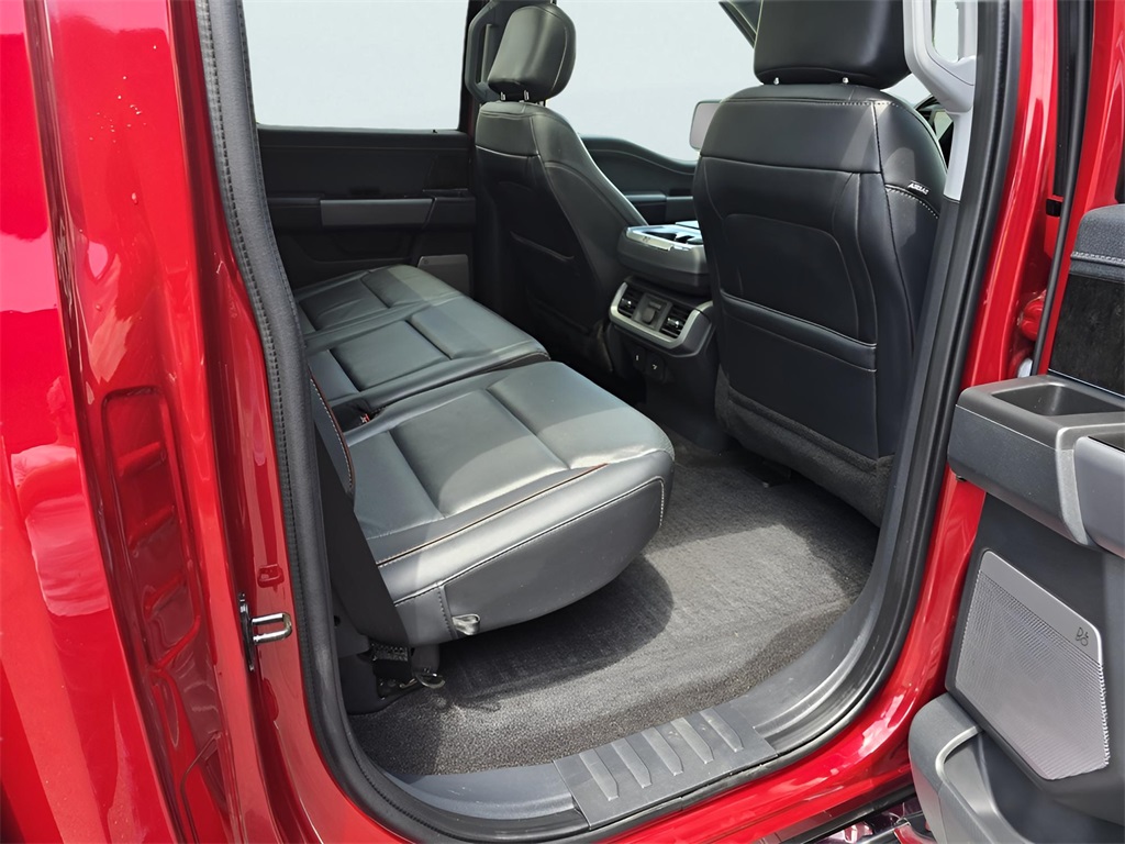 2021 Ford F-150 Lariat photo 24