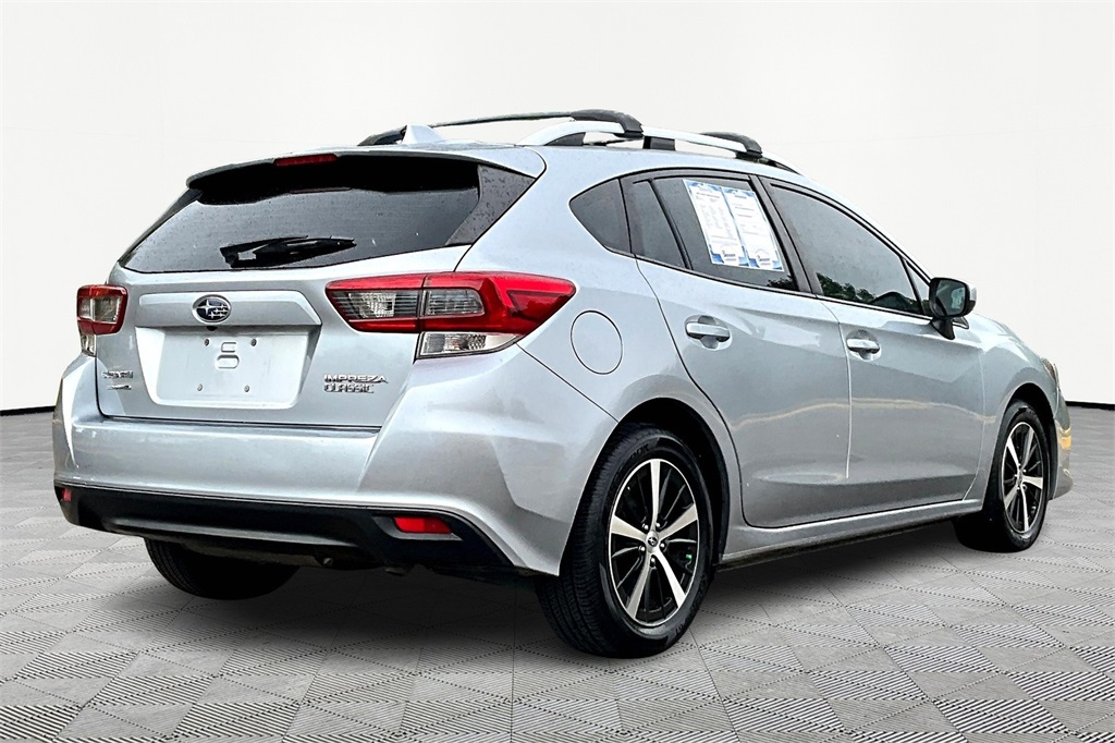 Used 2022 Subaru Impreza Premium with VIN 4S3GTAD69N3706111 for sale in Kansas City