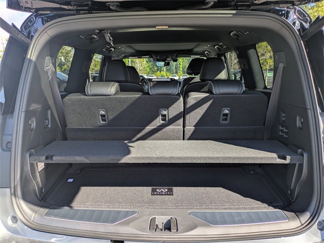 2026 Infiniti QX80 photo 11