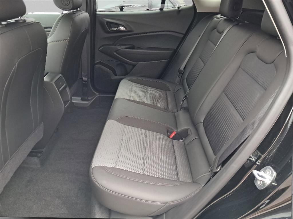 2024 Chevrolet Trax LT photo 7
