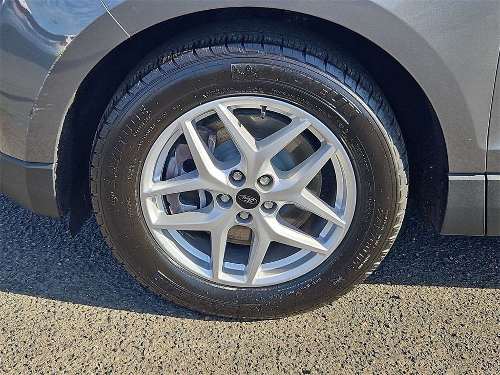 2023 Ford Edge SEL photo 33