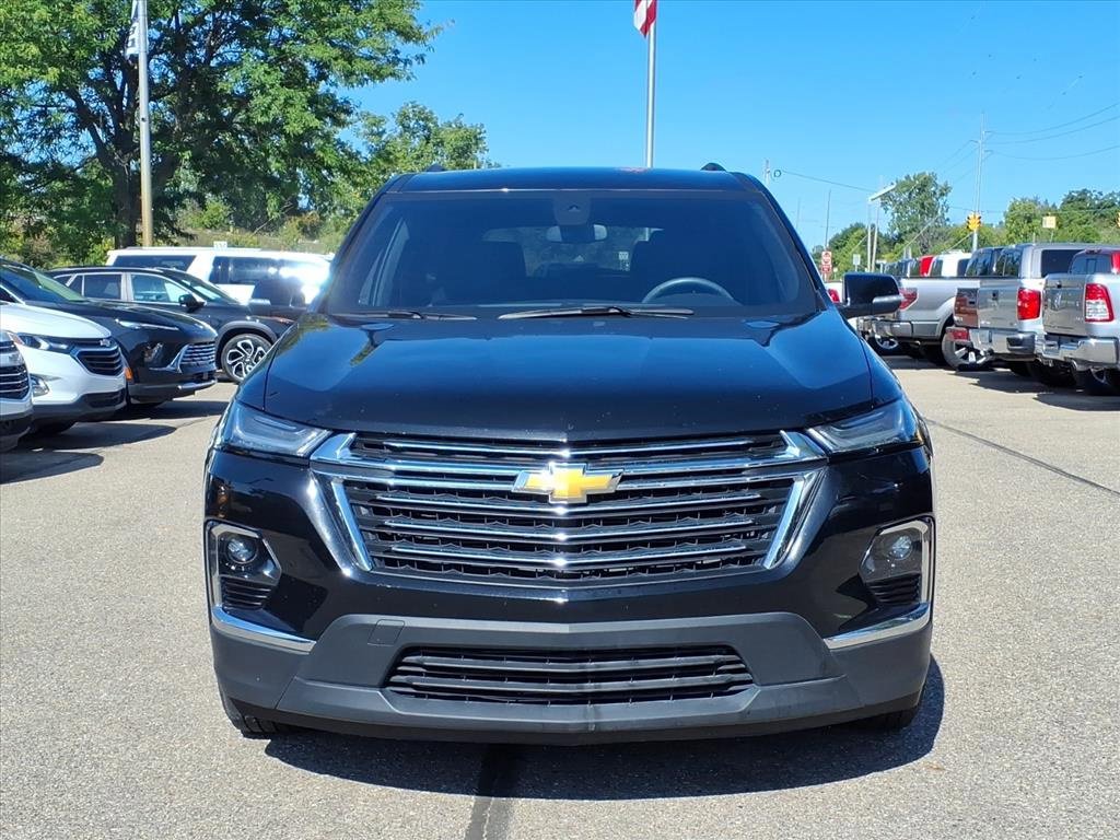 2023 Chevrolet Traverse photo 2
