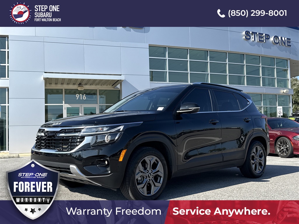 2024 Kia Seltos S's photo