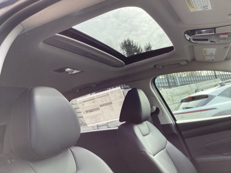 2025 Hyundai Tucson SEL Convenience photo 23