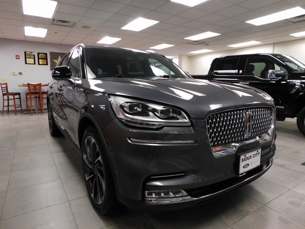 2021 Lincoln Aviator Reserve photo 4