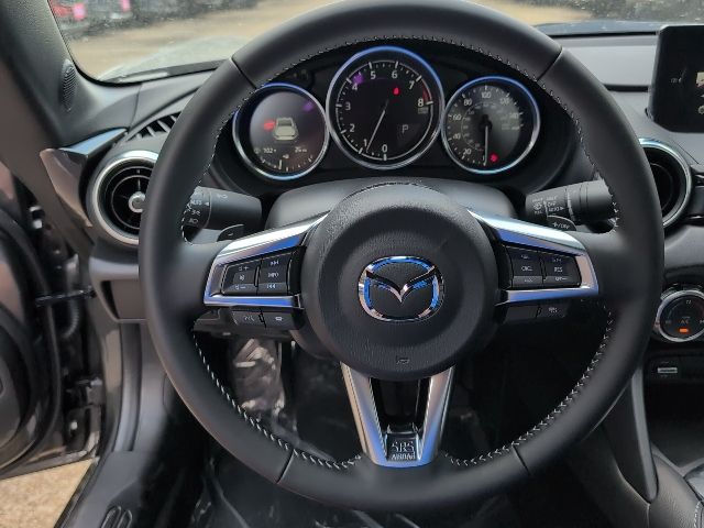 2025 Mazda MX-5 Miata Miata RF Grand Touring photo 20