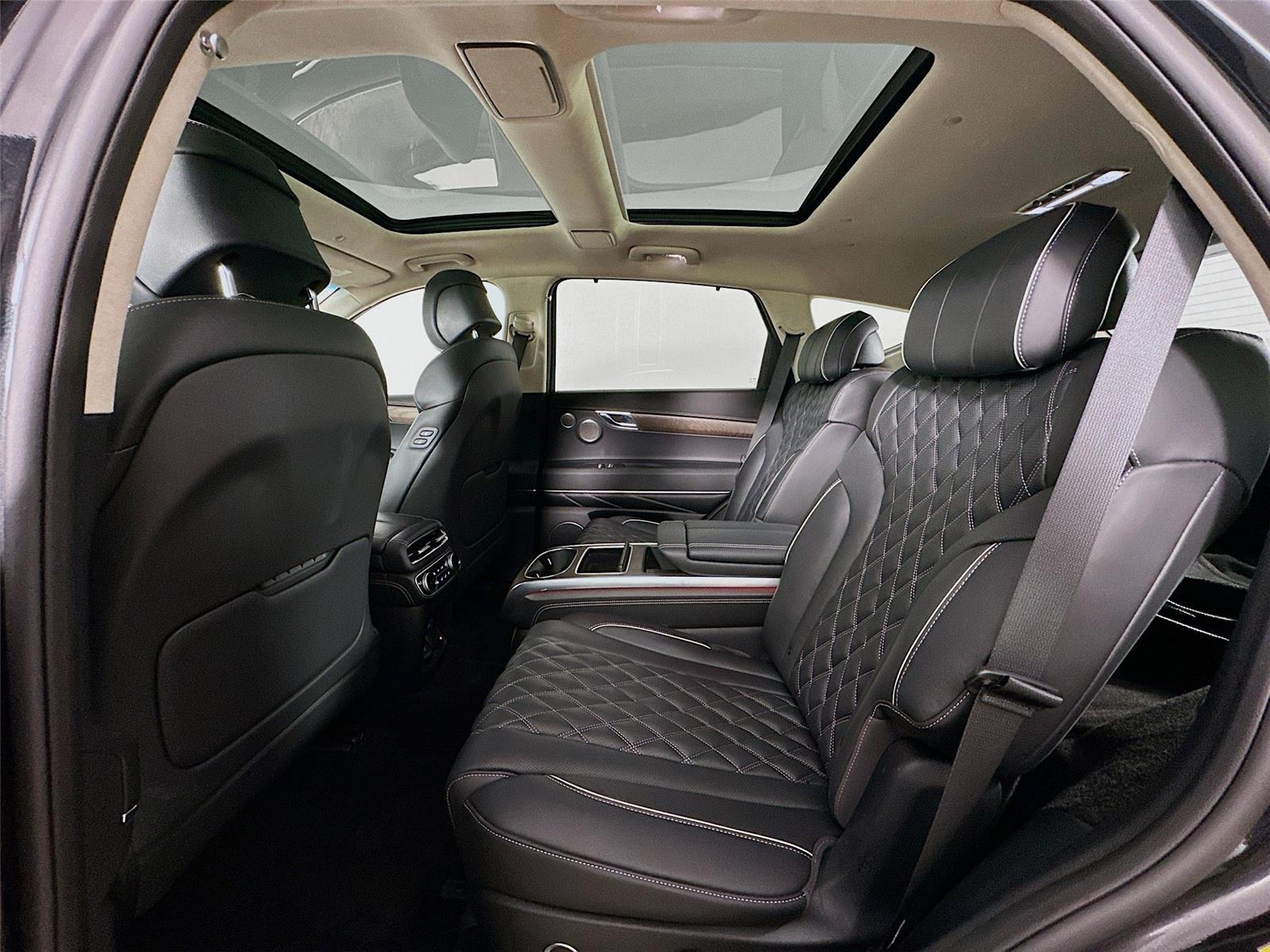 2024 Genesis GV80 Prestige Signature photo 23