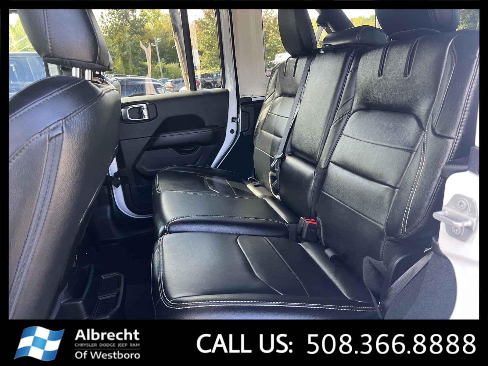 2022 Jeep Wrangler Unlimited Sahara 4xe photo 13