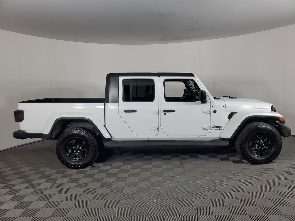 2021 Jeep Gladiator Sport photo 3