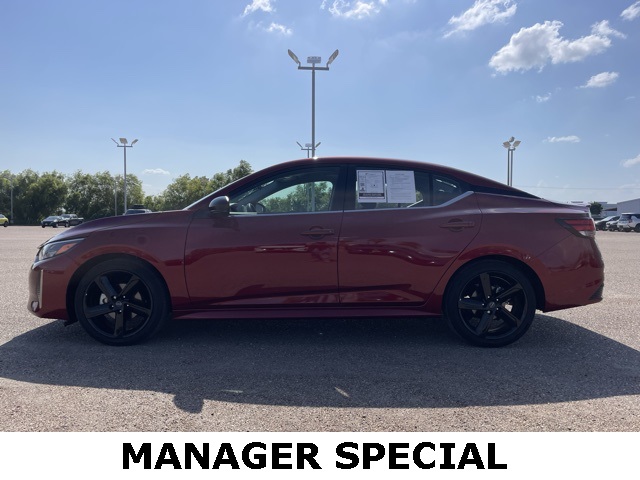 2024 Nissan Sentra SR photo 2