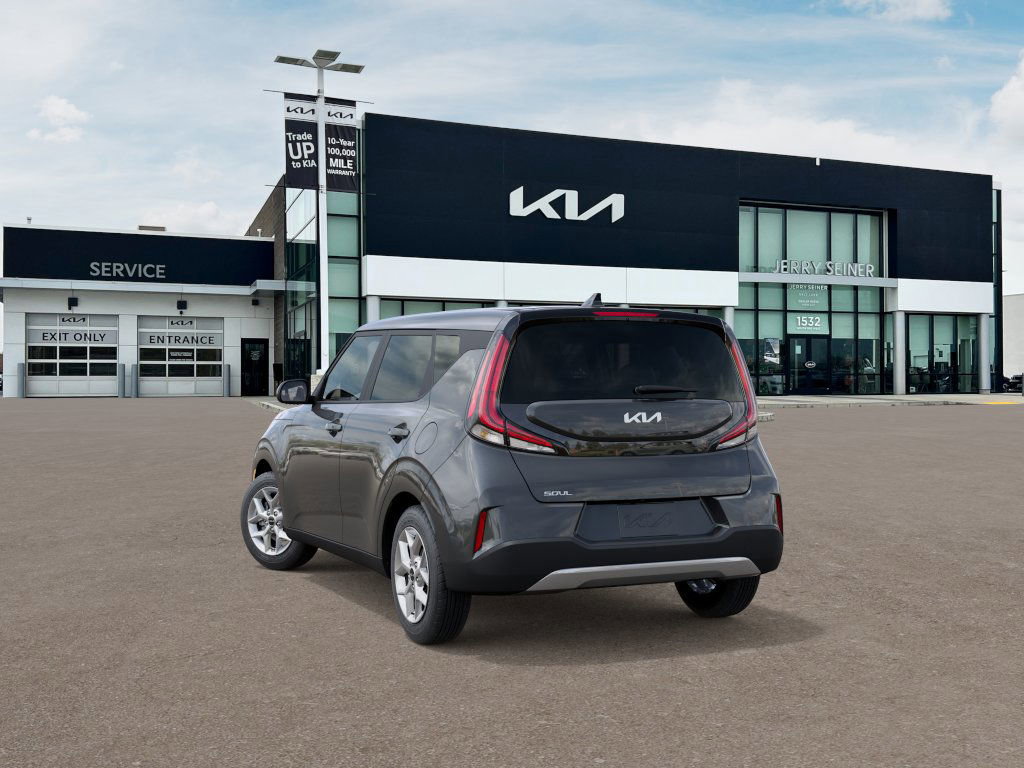 2025 Kia Soul S photo 4