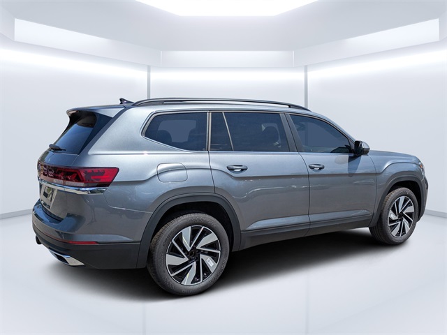 2025 Volkswagen Atlas SE Technology photo 3