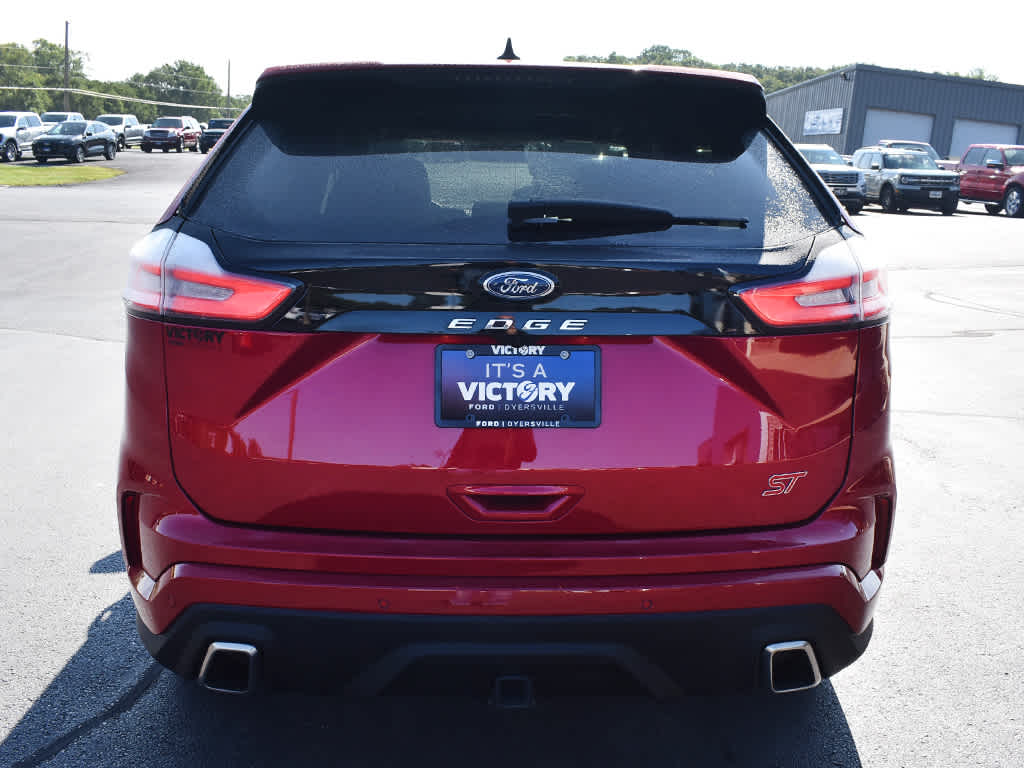 2022 Ford Edge ST photo 20