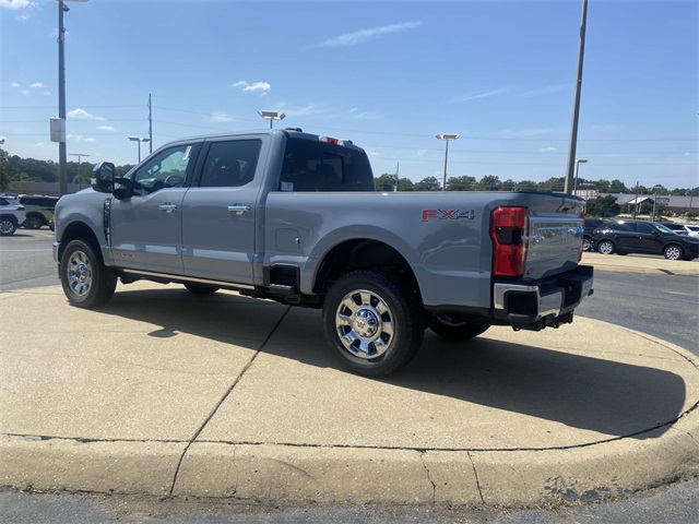2026 Ford F-350 photo 4