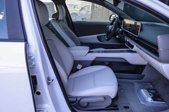 New 2025 Serenity White Hyundai SEL image 48