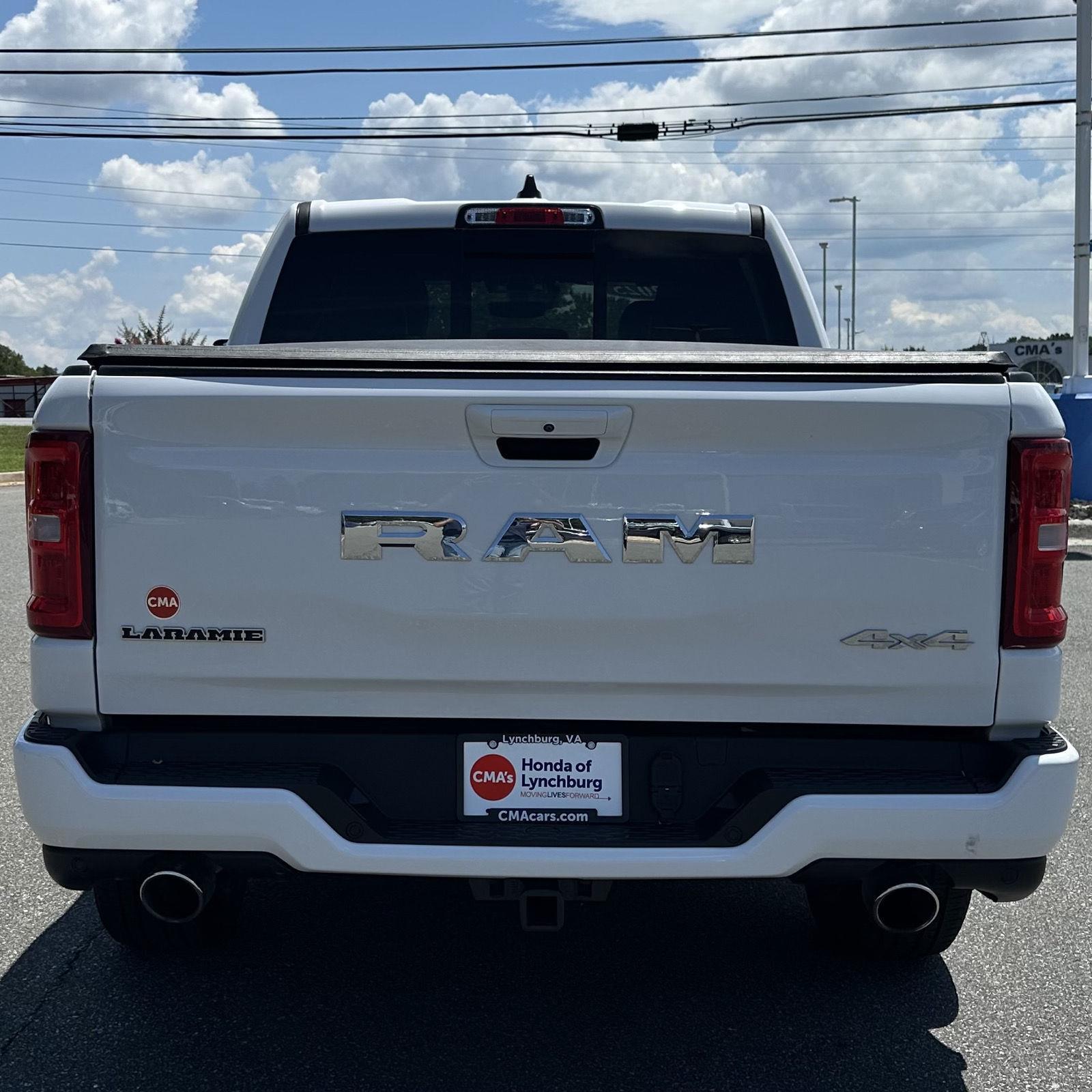 2025 Ram 1500 Laramie photo 4
