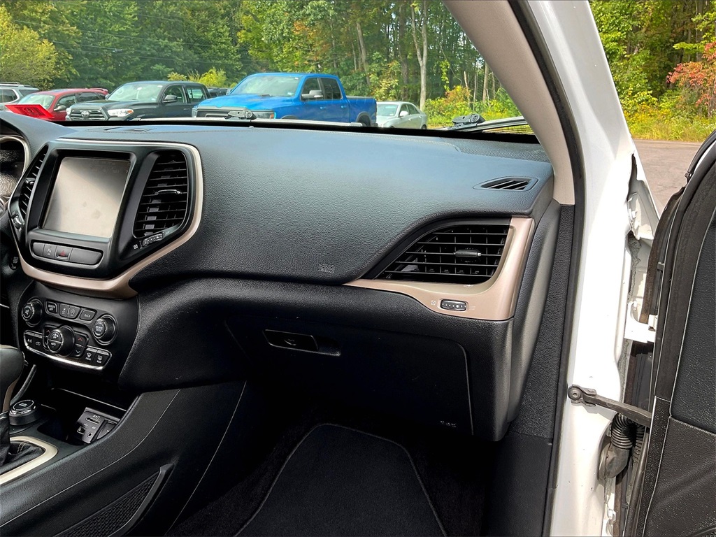 2018 Jeep Cherokee Limited photo 11
