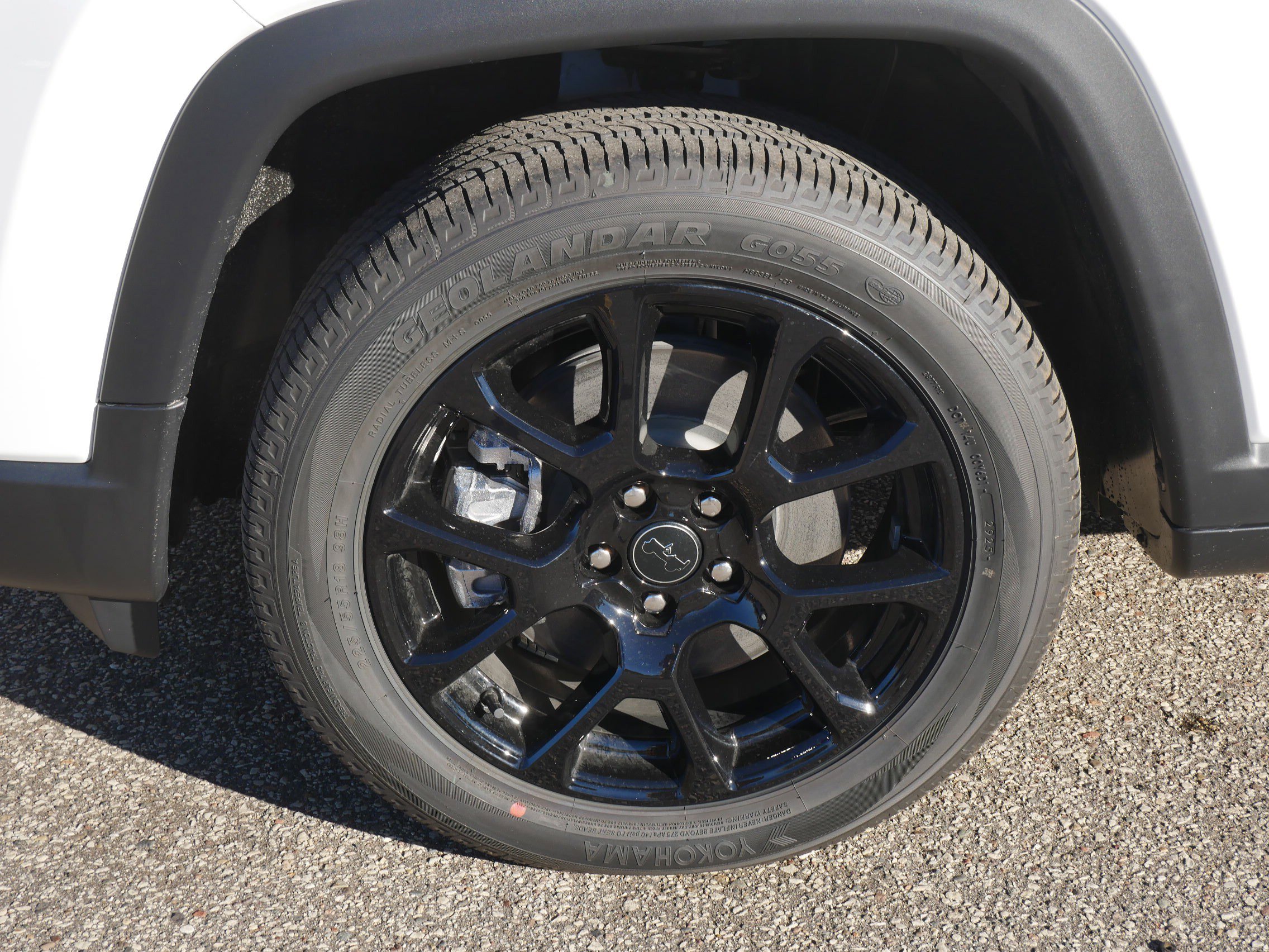 2026 Jeep Compass Latitude Altitude photo 2