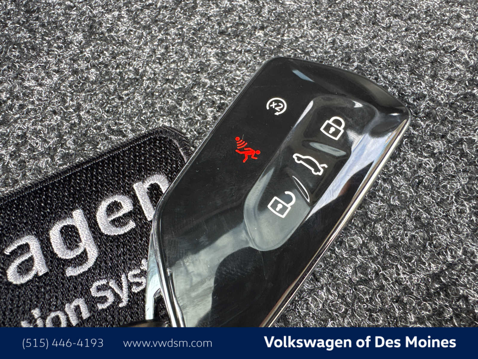 2025 Volkswagen Tiguan SE R-Line Black photo 19