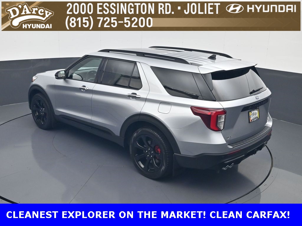 2022 Ford Explorer ST photo 18