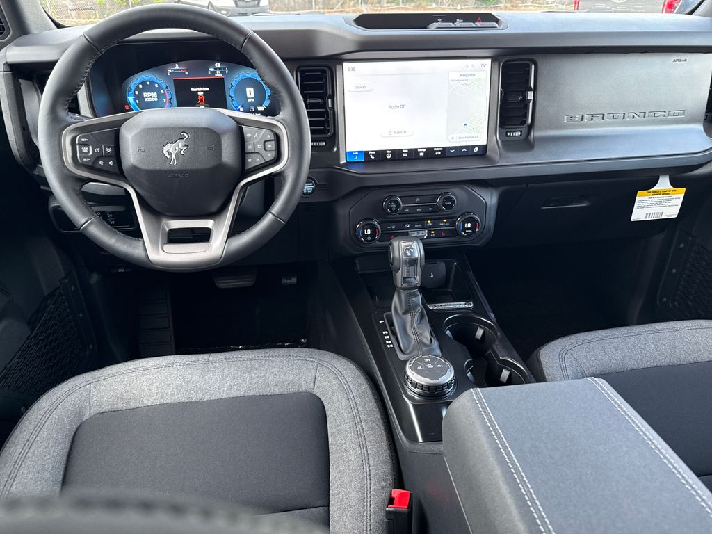2025 Ford Bronco Big Bend photo 4