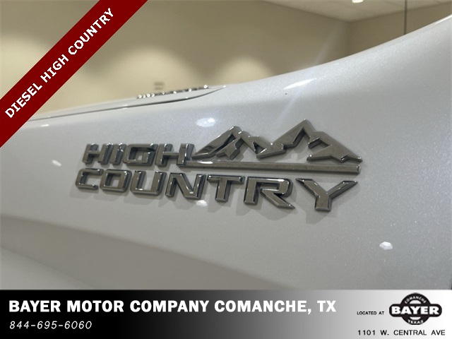 2022 Chevrolet Silverado 1500 High Country photo 22