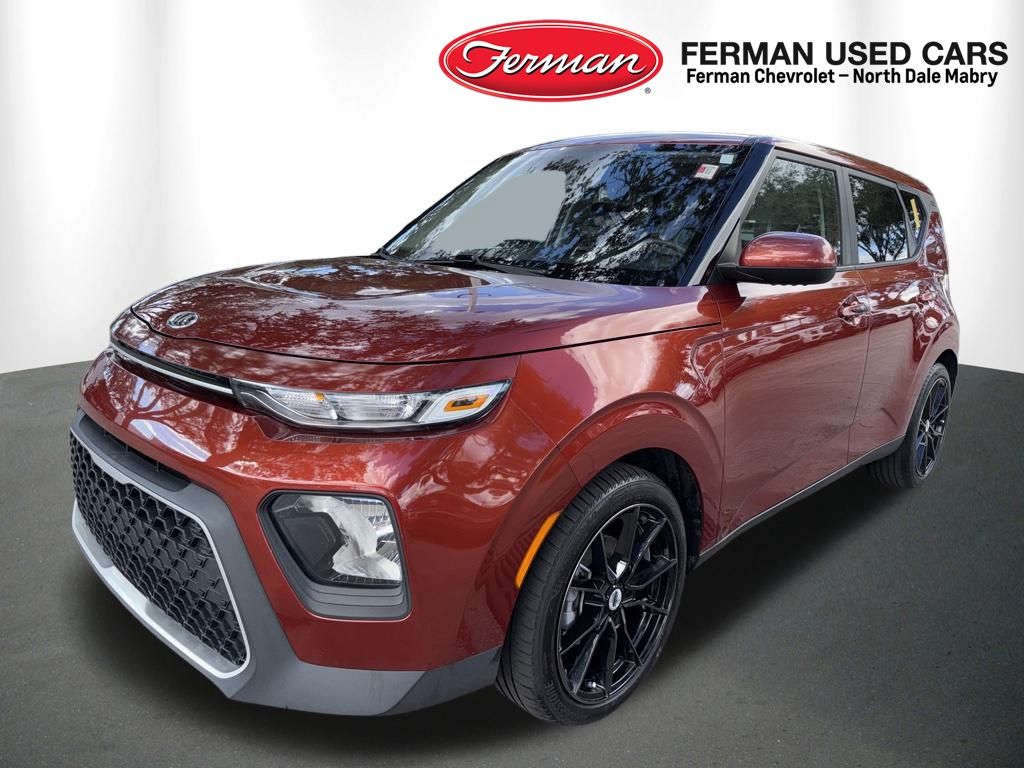 2021 Kia Soul LX's photo