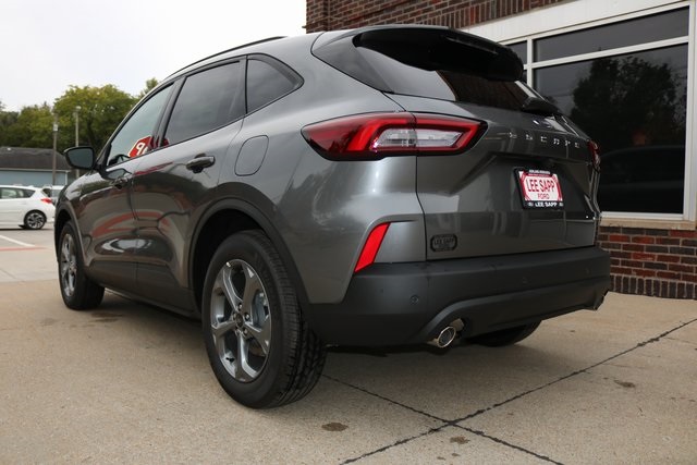 2025 Ford Escape Hybrid ST-Line Select photo 19