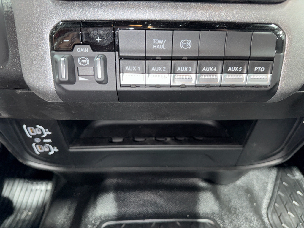 2025 Ram 3500 Tradesman photo 33