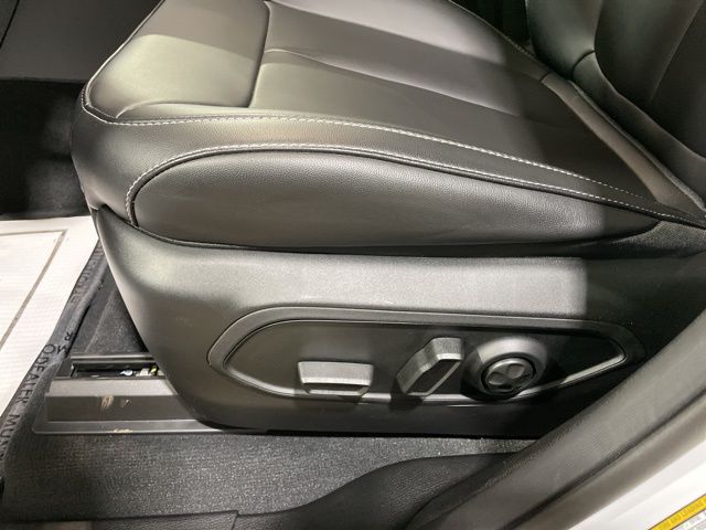 2025 Jeep Grand Cherokee Limited photo 40